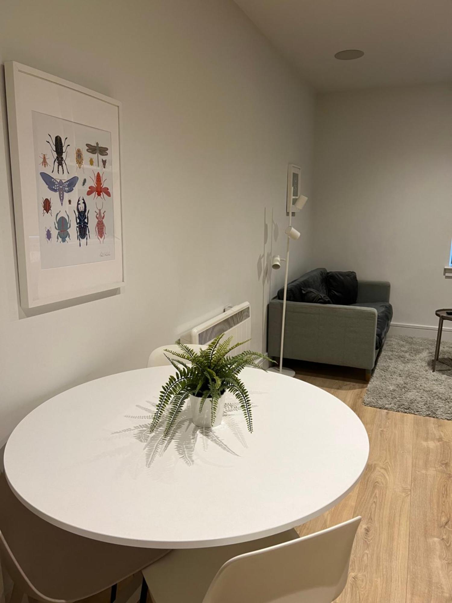 London Heathrow Airport Apartment Voyager House Terminal 12345 - Ev Electric And Parking Available! Hillingdon Bagian luar foto