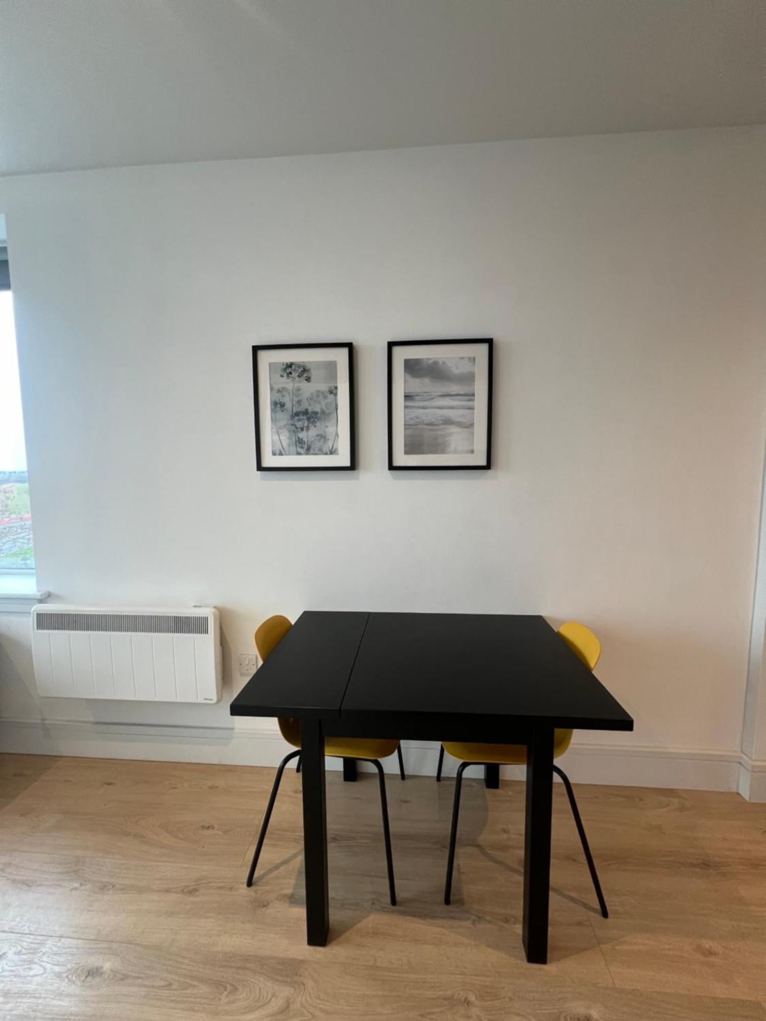 London Heathrow Airport Apartment Voyager House Terminal 12345 - Ev Electric And Parking Available! Hillingdon Bagian luar foto